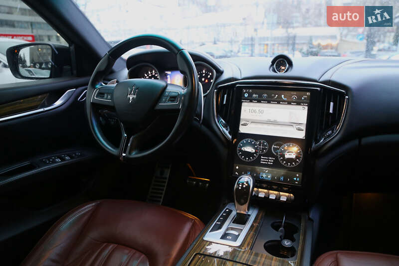 Седан Maserati Ghibli 2015 в Києві