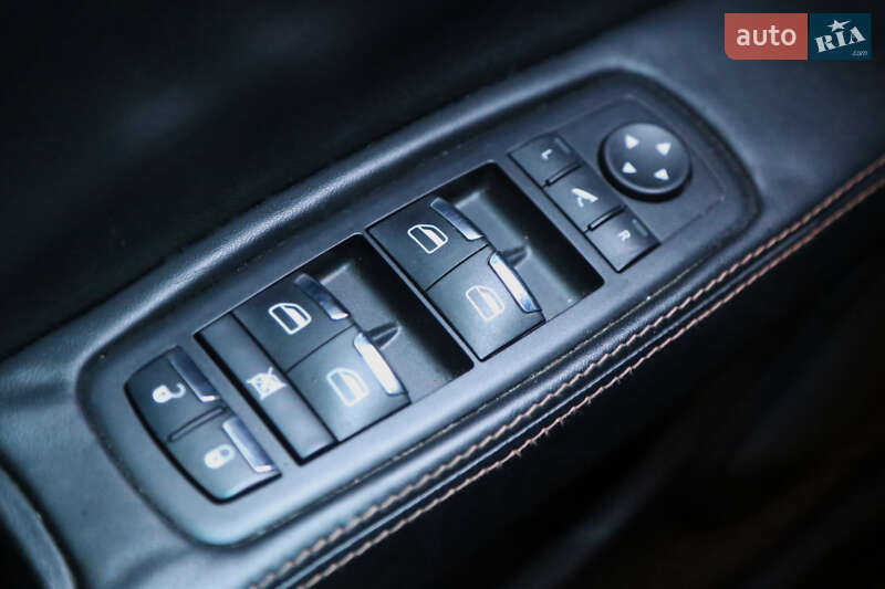 Седан Maserati Ghibli 2015 в Києві