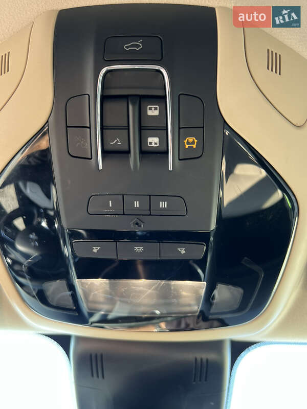 Седан Maserati Ghibli 2016 в Івано-Франківську