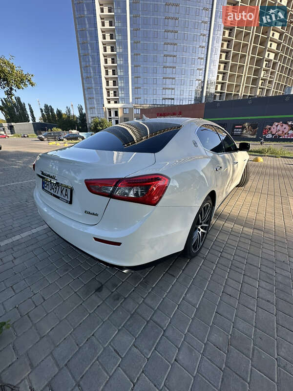 Седан Maserati Ghibli 2013 в Одессе фото 7 Седан Maserati Ghibli 2013 в Одессе