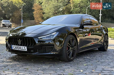 Седан Maserati Ghibli 2017 в Киеве