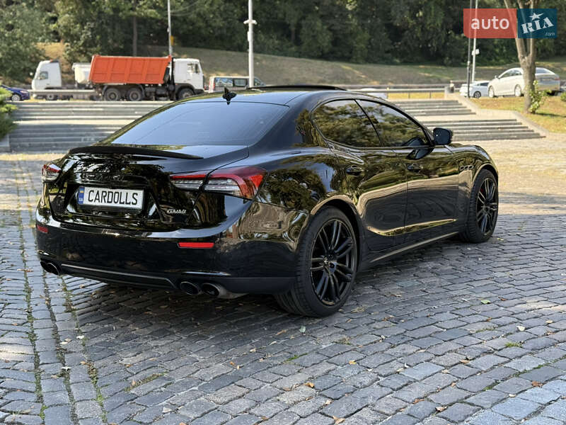 Седан Maserati Ghibli 2017 в Києві