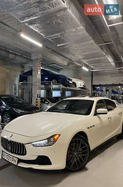 Седан Maserati Ghibli 2015 в Киеве