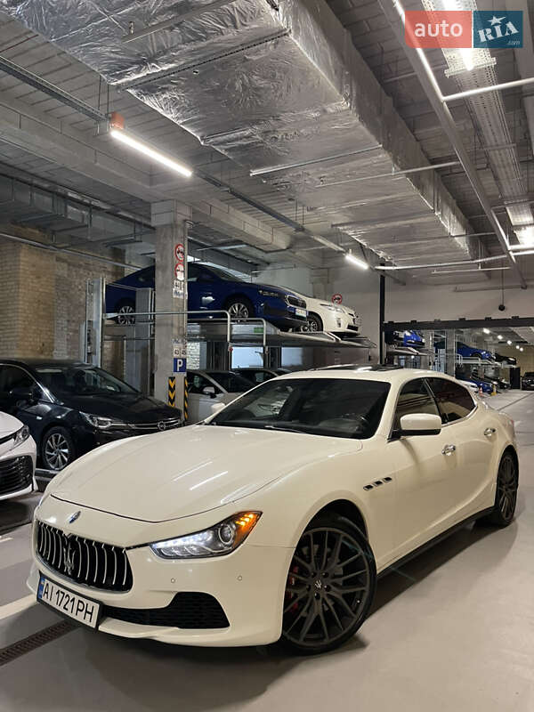 Maserati Ghibli 2015