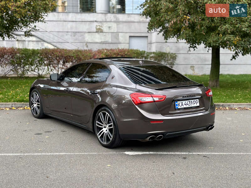 Седан Maserati Ghibli 2014 в Киеве