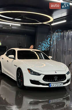 Седан Maserati Ghibli 2019 в Киеве