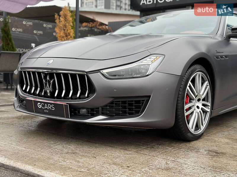 Седан Maserati Ghibli 2018 в Киеве