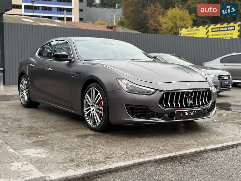 Седан Maserati Ghibli 2018 в Киеве