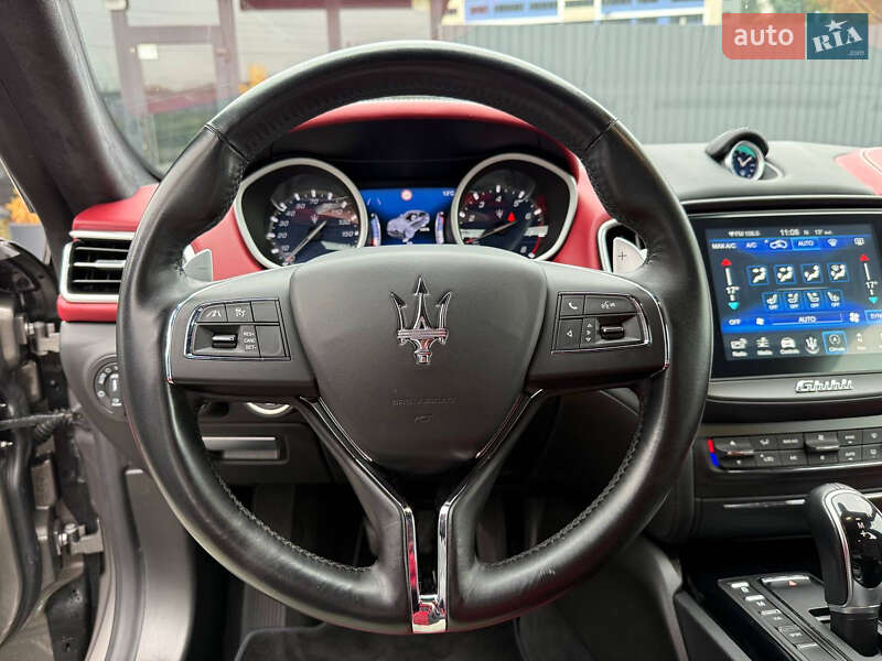 Седан Maserati Ghibli 2018 в Киеве