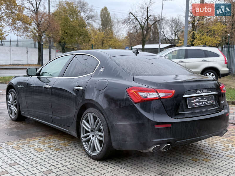 Седан Maserati Ghibli 2014 в Киеве