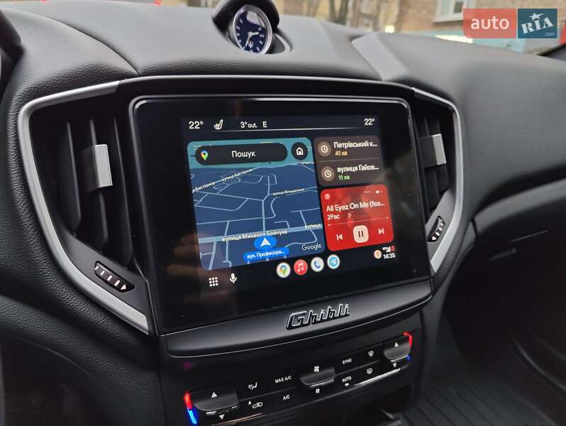 Седан Maserati Ghibli 2017 в Киеве фото 27 Седан Maserati Ghibli 2017 в Киеве