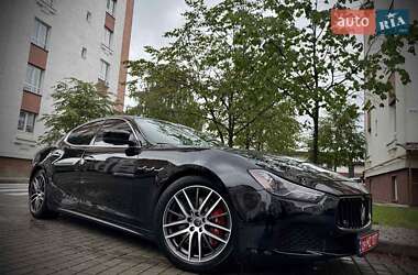 Седан Maserati Ghibli 2014 в Івано-Франківську