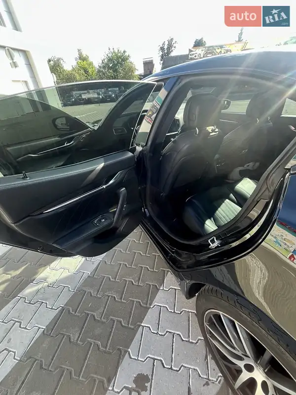 Maserati Ghibli 2018 VIN ZAM57YSA7K1314453 фото оголошення 15 з 58