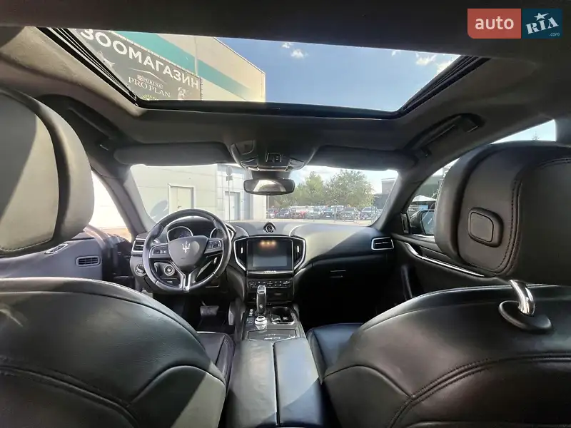 Maserati Ghibli 2018 VIN ZAM57YSA7K1314453 фото оголошення 17 з 58