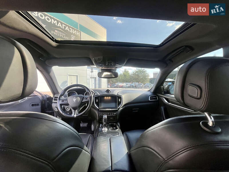 Седан Maserati Ghibli 2018 в Києві фото 17 Седан Maserati Ghibli 2018 в Києві