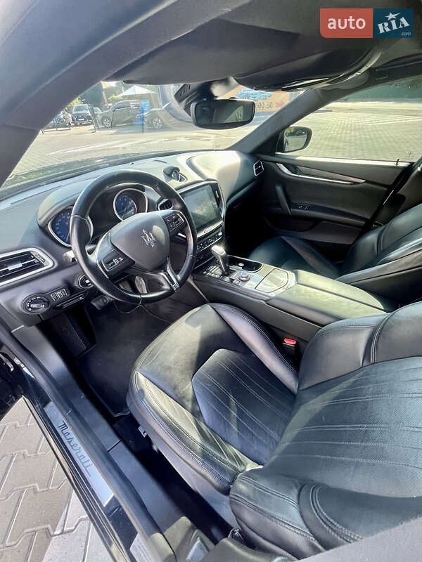 Седан Maserati Ghibli 2018 в Києві фото 20 Седан Maserati Ghibli 2018 в Києві