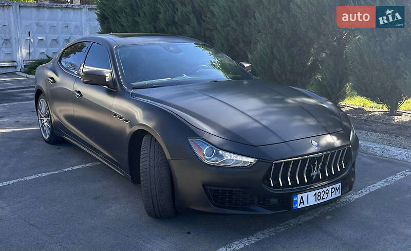 Седан Maserati Ghibli 2016 в Киеве