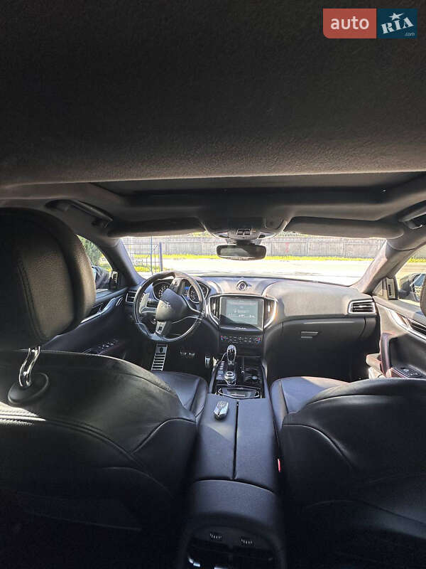 Седан Maserati Ghibli 2016 в Киеве