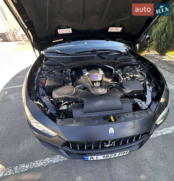 Седан Maserati Ghibli 2016 в Киеве