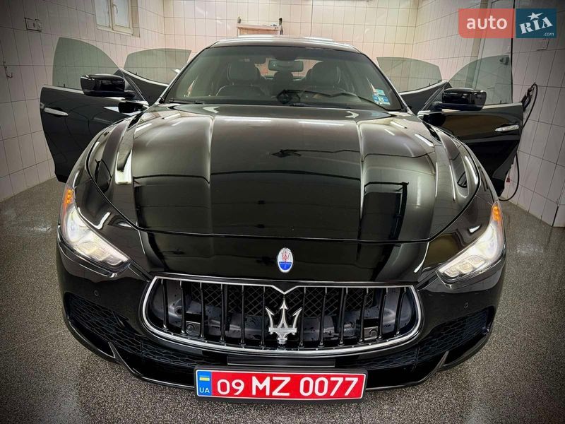 Седан Maserati Ghibli 2014 в Івано-Франківську