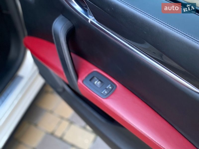 Седан Maserati Ghibli 2016 в Могилів-Подільському