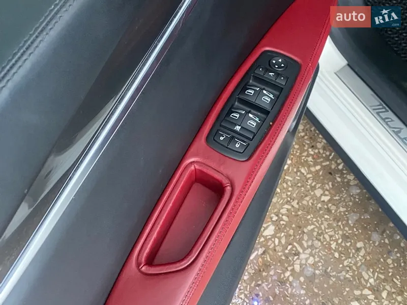 Maserati Ghibli 2016 VIN ZAM57XSA1H1225321 фото оголошення 25 з 91