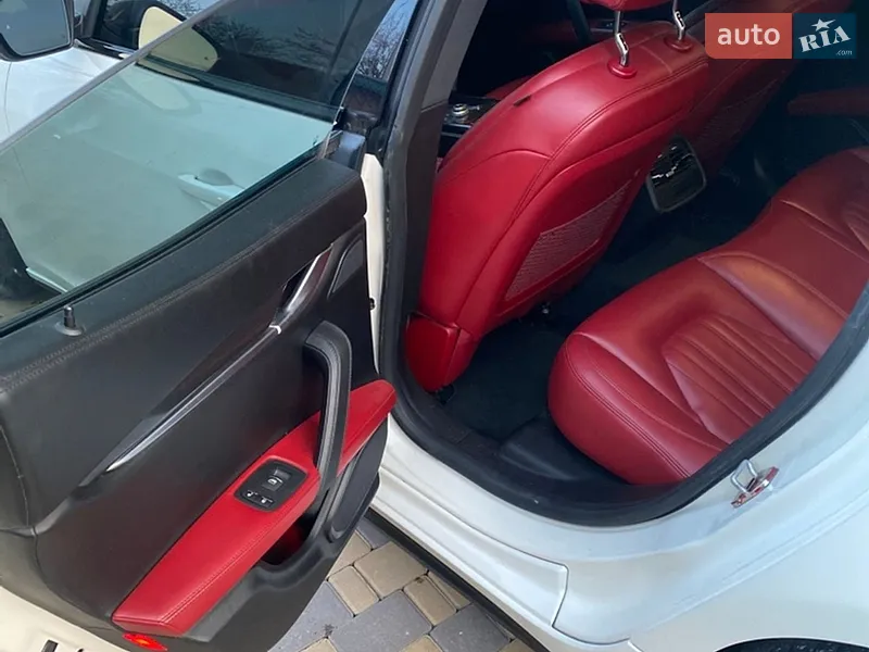 Maserati Ghibli 2016 VIN ZAM57XSA1H1225321 фото оголошення 53 з 91