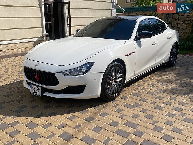 Maserati Ghibli 2016