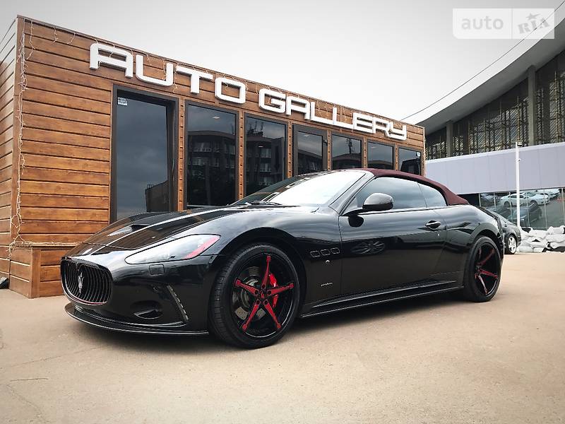 Maserati GranCabrio 2010 года