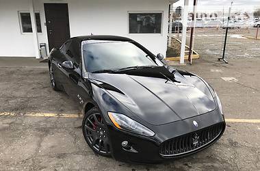 Купе Maserati GranTurismo 2012 в Киеве