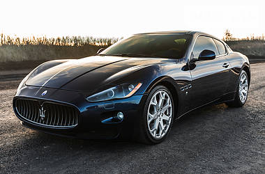 Купе Maserati GranTurismo 2008 в Киеве