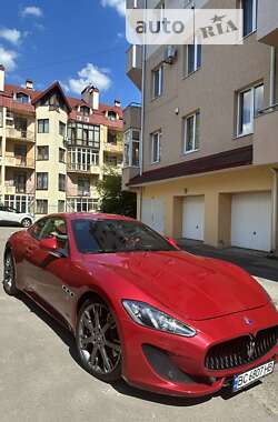 Купе Maserati GranTurismo 2014 в Львове