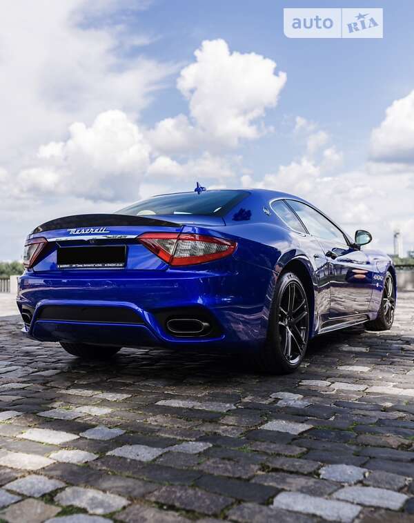 Купе Maserati GranTurismo 2017 в Києві