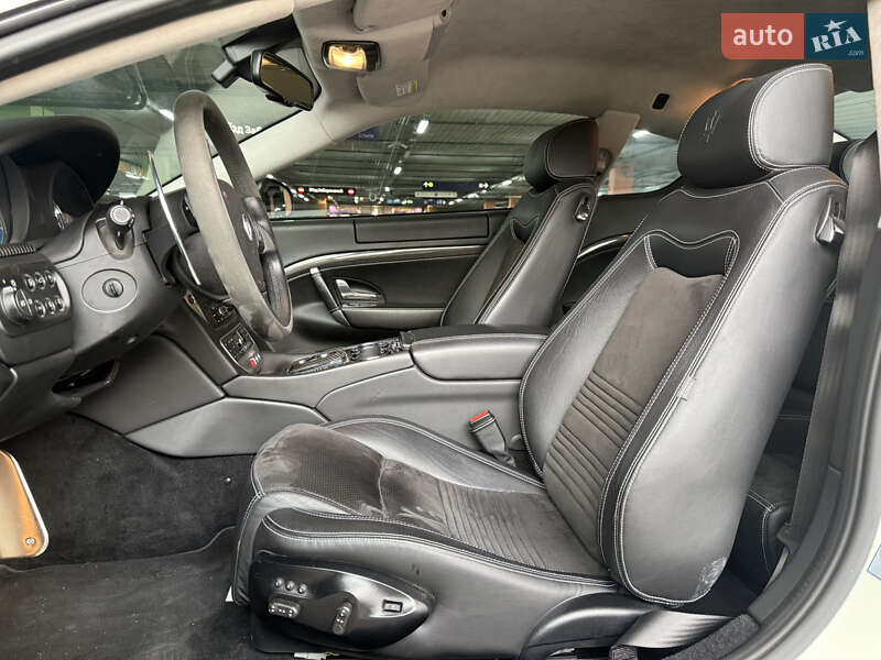 Купе Maserati GranTurismo 2011 в Києві фото 14 Купе Maserati GranTurismo 2011 в Києві