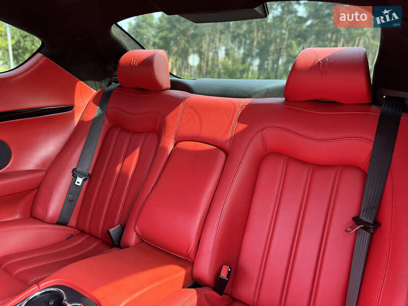 Купе Maserati GranTurismo 2008 в Киеве