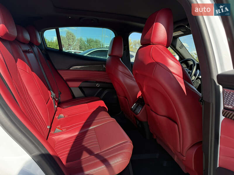 Внедорожник / Кроссовер Maserati Grecale 2023 в Киеве фото 19 Внедорожник / Кроссовер Maserati Grecale 2023 в Киеве