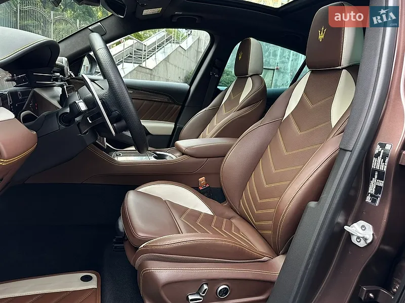 Maserati Grecale 2024 VIN ZN6PMDDC0R7455151 фото оголошення 9 з 31
