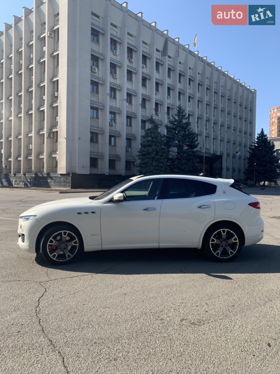 2018 Maserati Levante - мініатюра 3