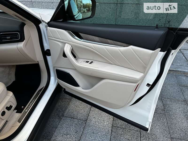 Внедорожник / Кроссовер Maserati Levante 2019 в Харькове фото 28 Внедорожник / Кроссовер Maserati Levante 2019 в Харькове