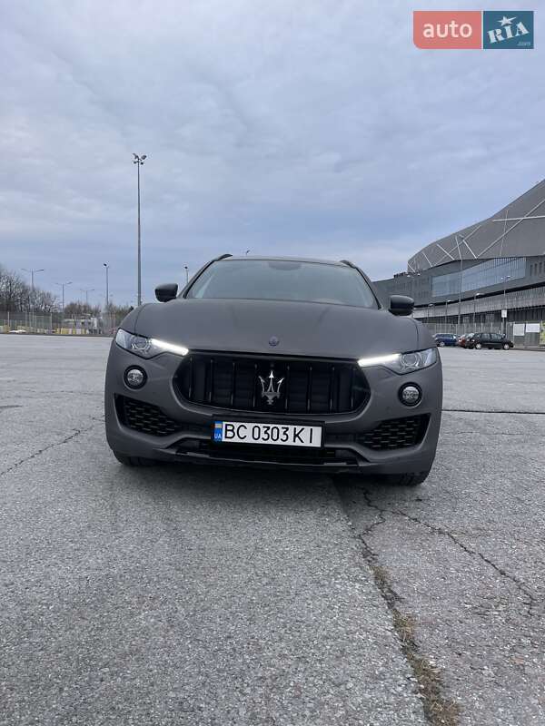 Позашляховик / Кросовер Maserati Levante 2018 в Львові
