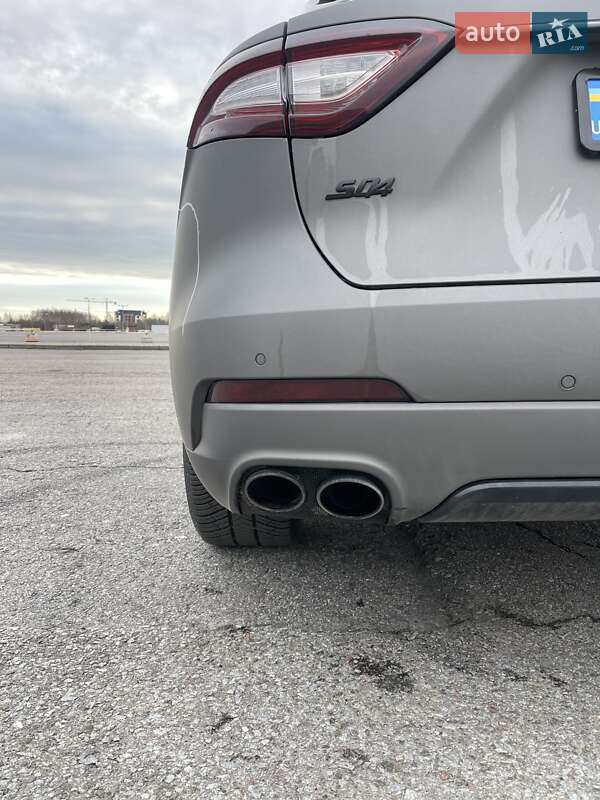 Позашляховик / Кросовер Maserati Levante 2018 в Львові