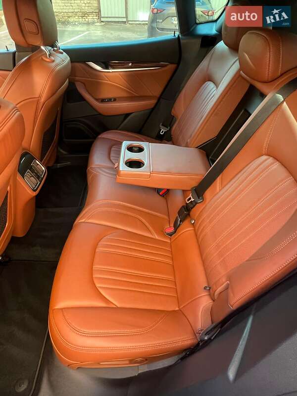 Внедорожник / Кроссовер Maserati Levante 2021 в Киеве фото 20 Внедорожник / Кроссовер Maserati Levante 2021 в Киеве