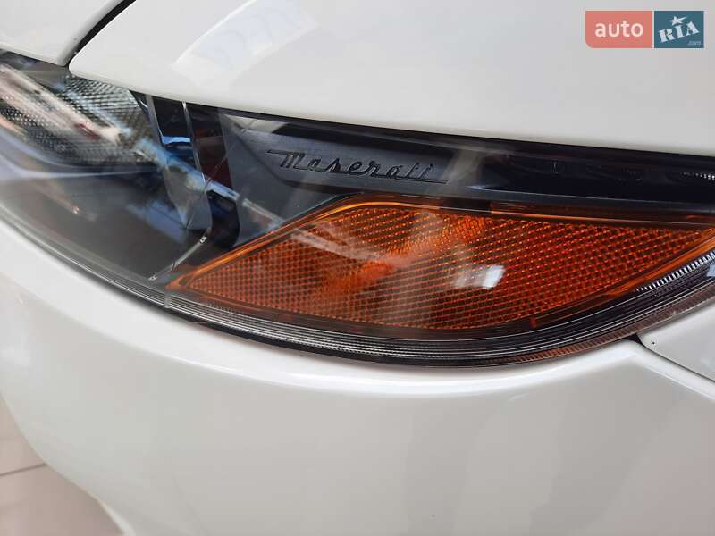 Позашляховик / Кросовер Maserati Levante 2018 в Хмельницькому