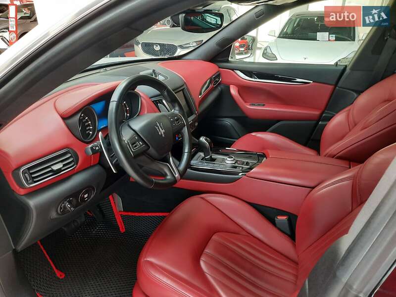 Позашляховик / Кросовер Maserati Levante 2018 в Хмельницькому