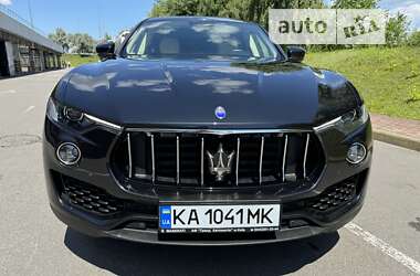 Позашляховик / Кросовер Maserati Levante 2016 в Києві