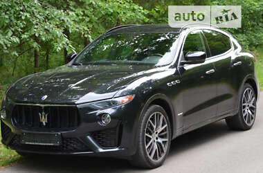 Внедорожник / Кроссовер Maserati Levante 2019 в Львове