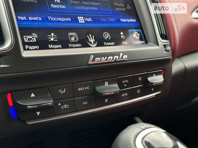 Внедорожник / Кроссовер Maserati Levante 2016 в Днепре