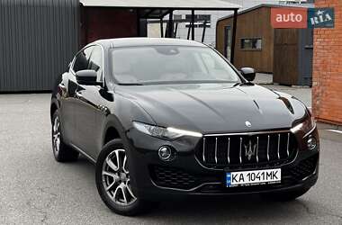 Позашляховик / Кросовер Maserati Levante 2016 в Києві