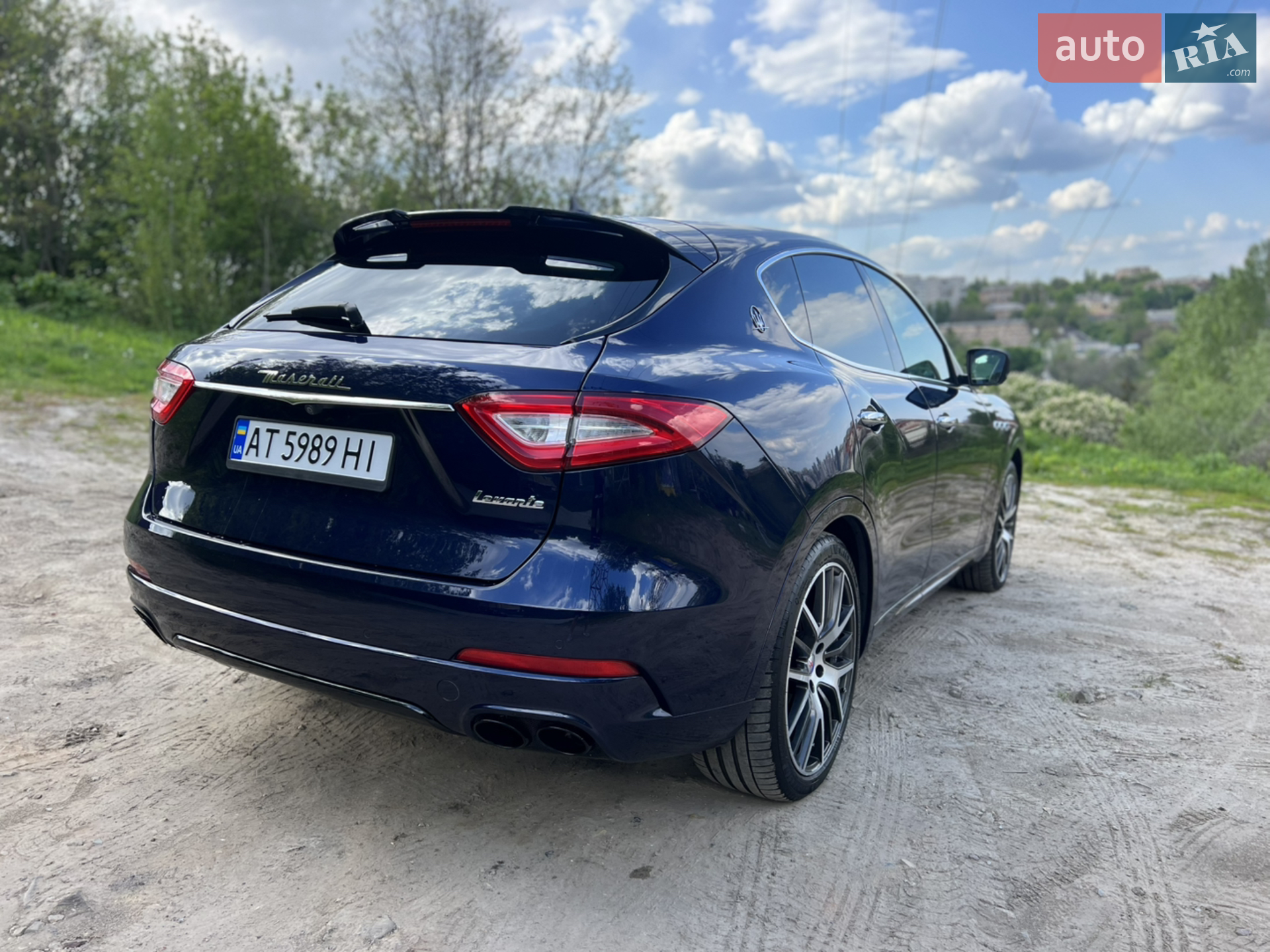 2016 Maserati Levante - мініатюра 11