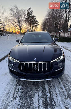 Позашляховик / Кросовер Maserati Levante 2020 в Києві